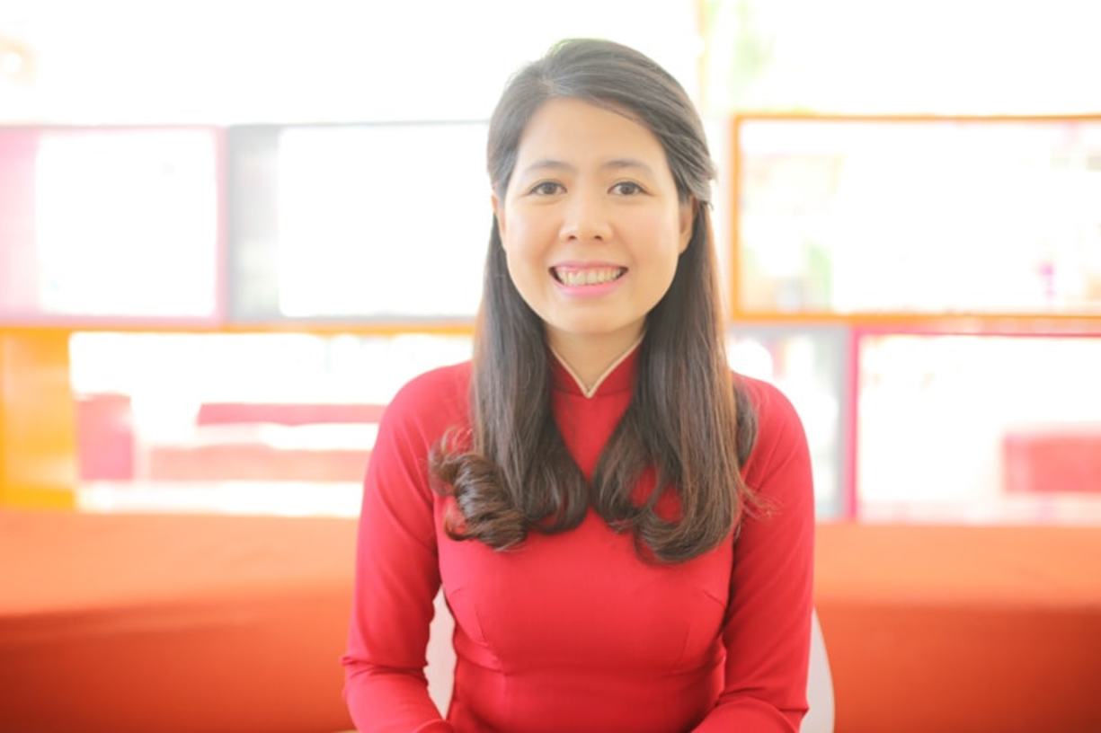 Cô Lê Thị Minh Nguyệt