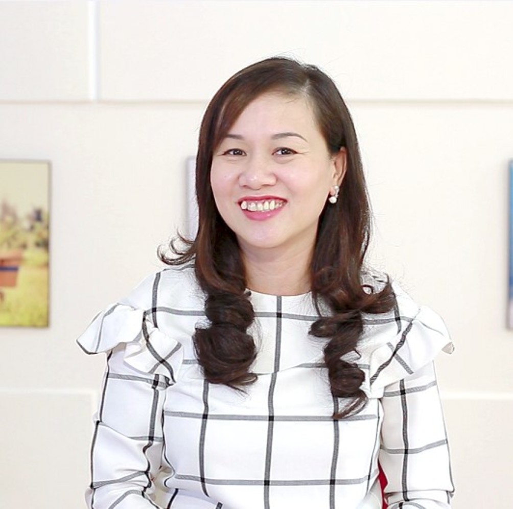 Chị Bùi Thị Cẩm Hồng