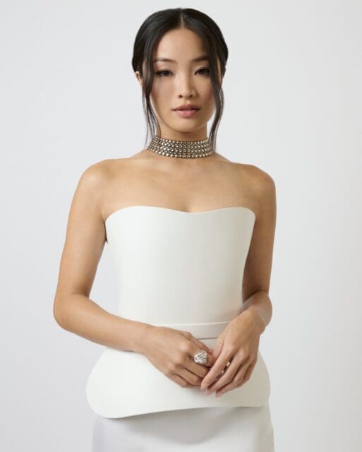 澤井杏奈 Anna Sawai 成為 Dior 品牌大使!一起來看關於她的 4 件事:曾在香港成長、以日本偶像團體成員出道⋯⋯