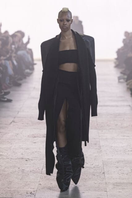 Rick Owens 在真實之中保持一種驚奇與震撼的平衡|Fall / Winter 2025