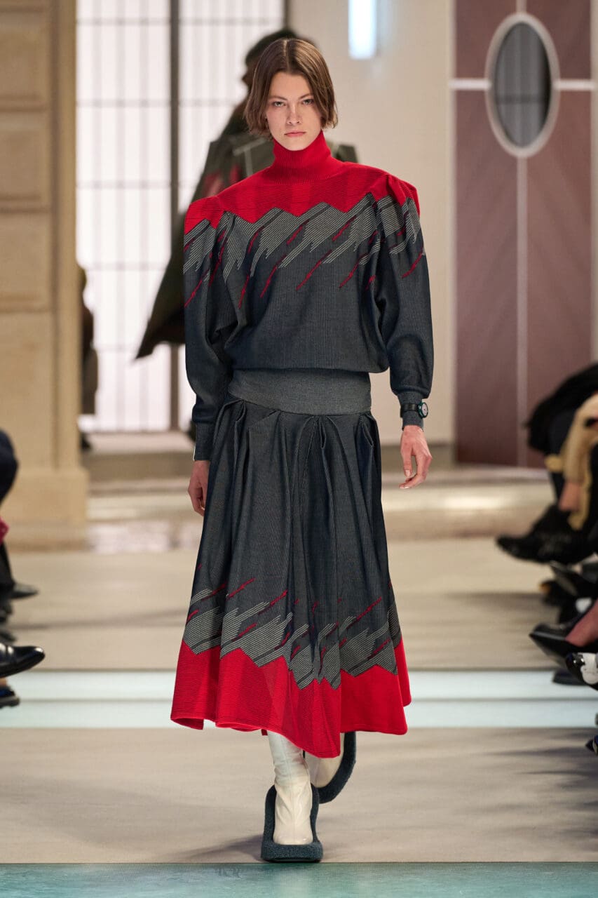Louis Vuitton 續寫鐵路旅行詩篇,將「旅行精神」融入古典與未來碰撞設計 |Fall / Winter 2025