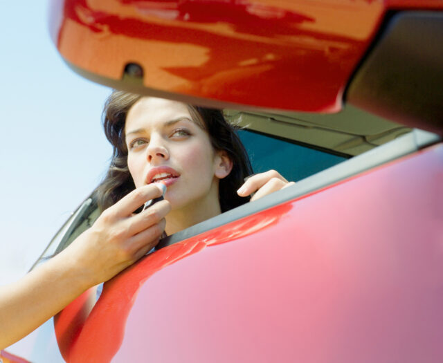 投入F1賽車熱潮!美容界如何與一級方程式賽車連上關係?