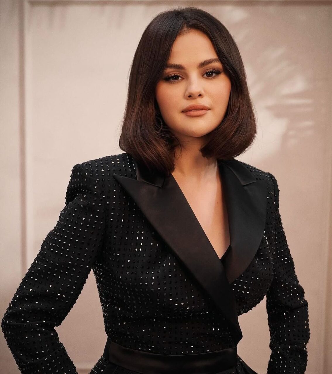 天后Selena Gomez甜蜜結婚,事業愛情兩得意!從她分享的金句學習人生態度、愛情哲理