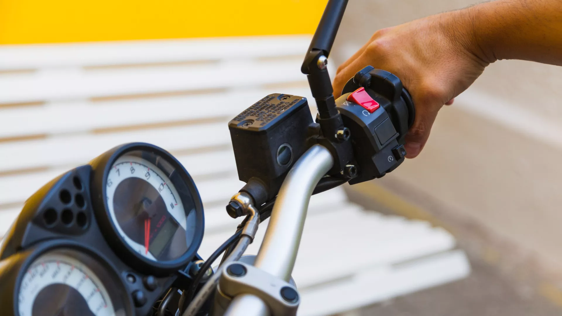 Penyebab Tarikan Gas Motor Berat