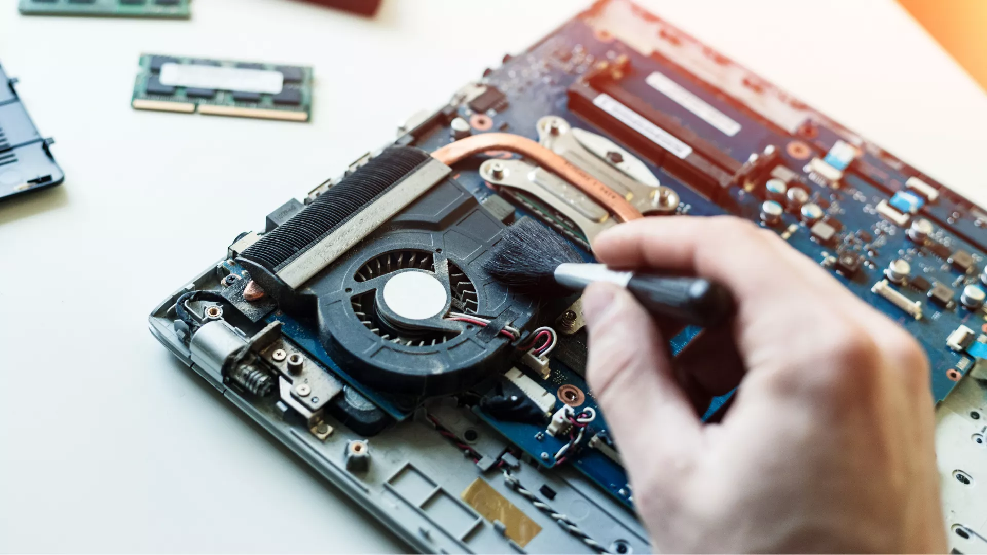 cara mengatasi laptop lemot