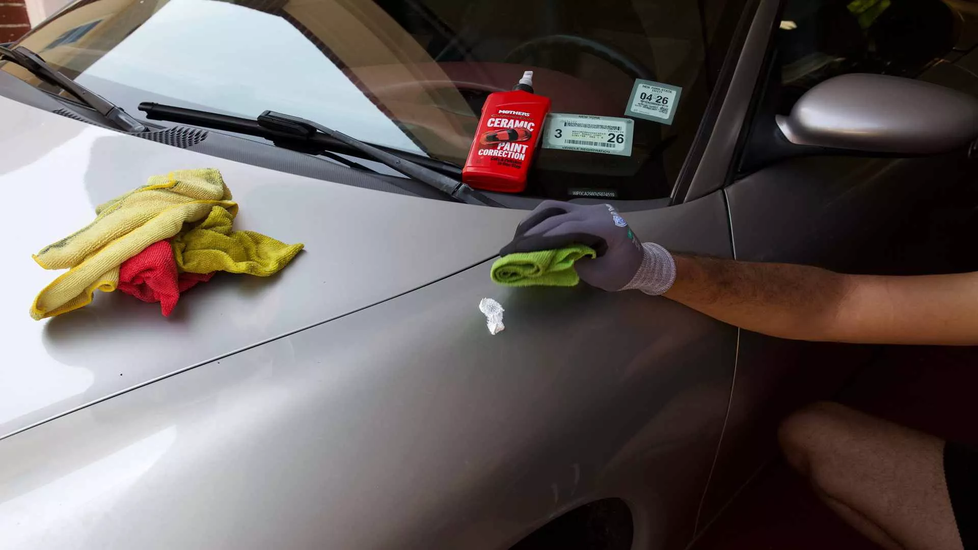 Cara Menghilangkan Baret Mobil