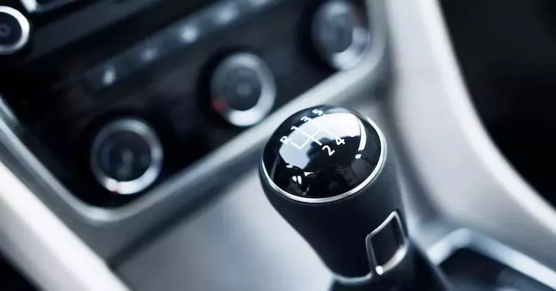 News picture 5 Alasan Mobil Transmisi Manual Lebih Irit Bahan Bakar, Benarkah?