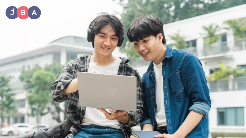 News picture 10 Rekomendasi Laptop Terbaik untuk Mahasiswa 2025