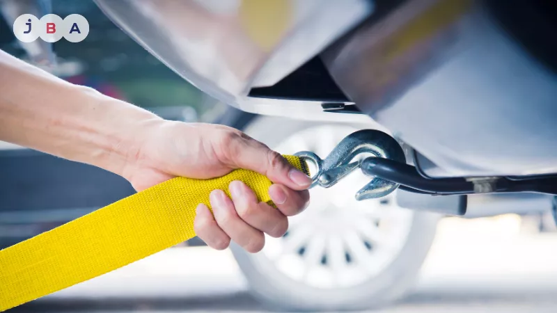 Apa itu Towing Mobil? Pengertian, Jenis, dan Estimasi Biayanya