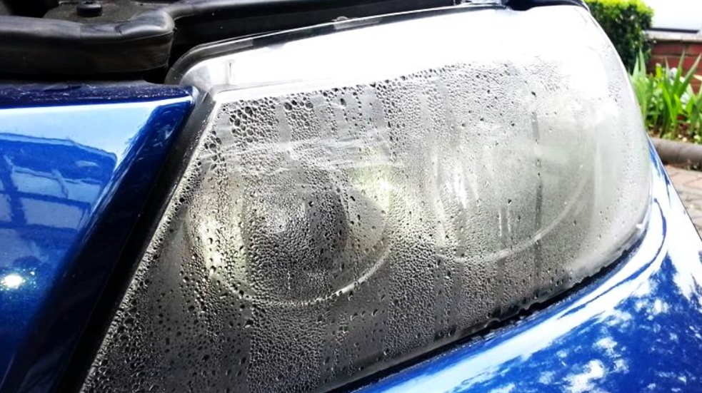 News picture Begini Tips Menghilangkan Embun Pada Lampu Mobil