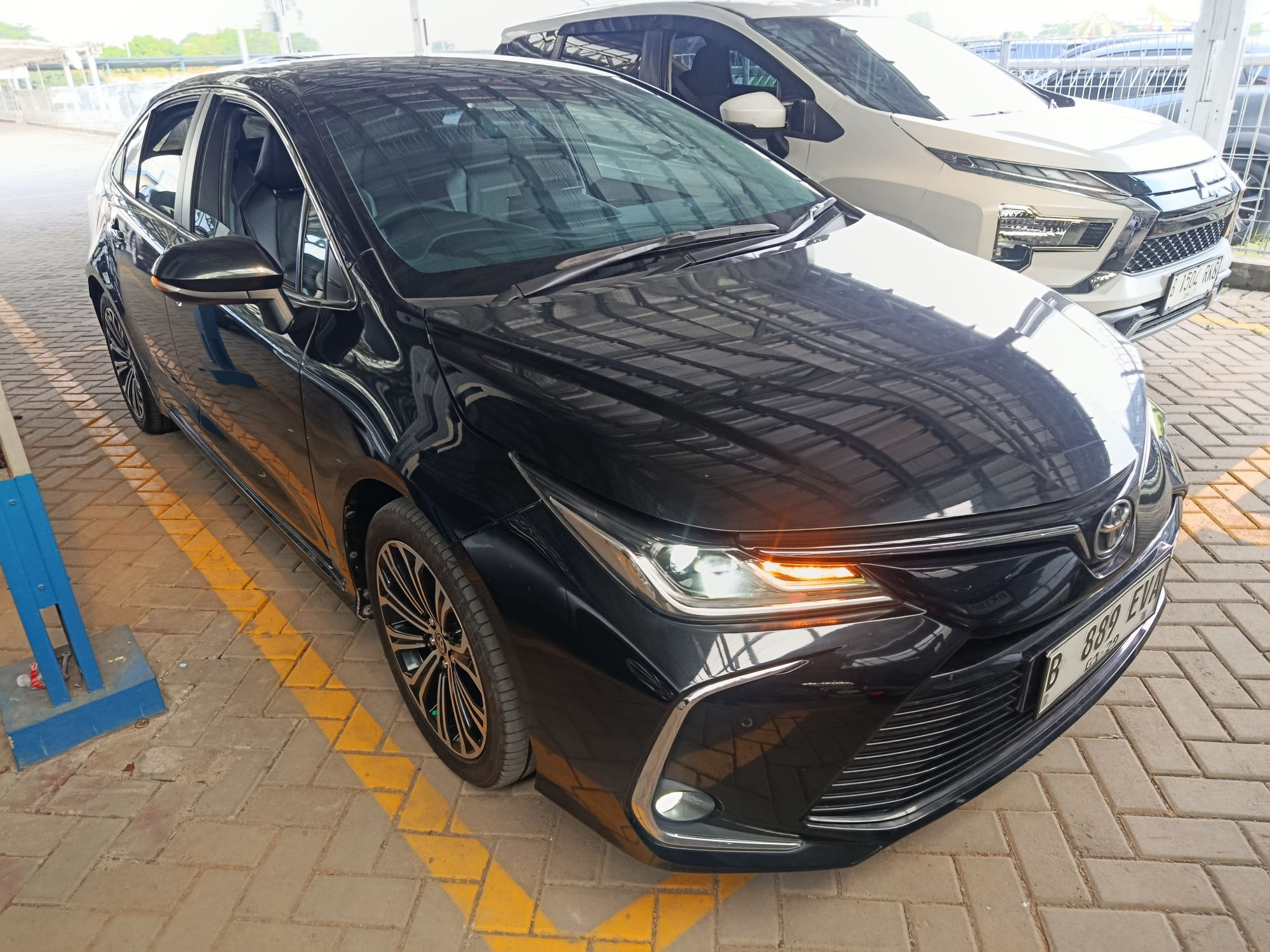 TOYOTA COROLLA ALTIS V 1.8