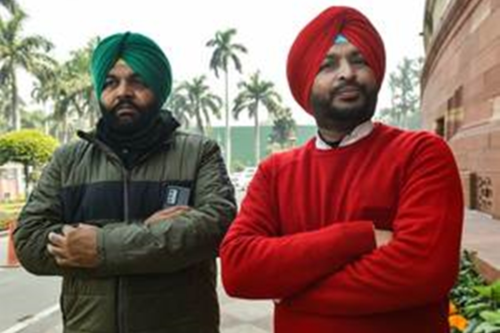 Congress MPs From Punjab Express Solidarity With Farmers, Wear Black Robes During Budget Speech