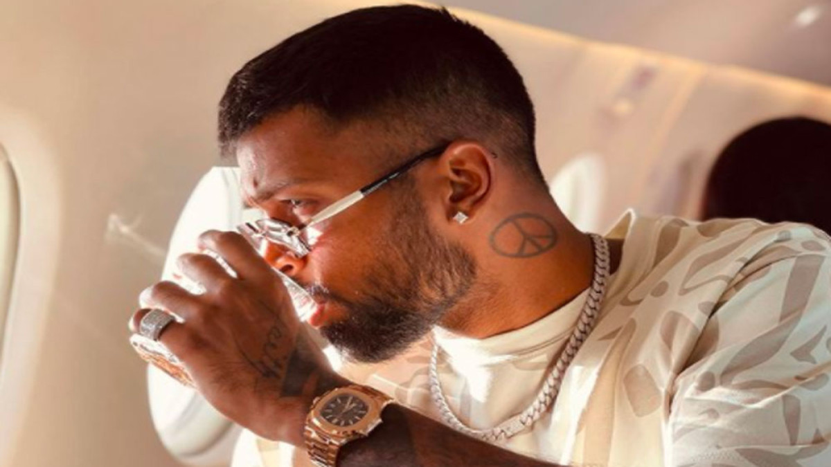 hardik pandya patek philippe