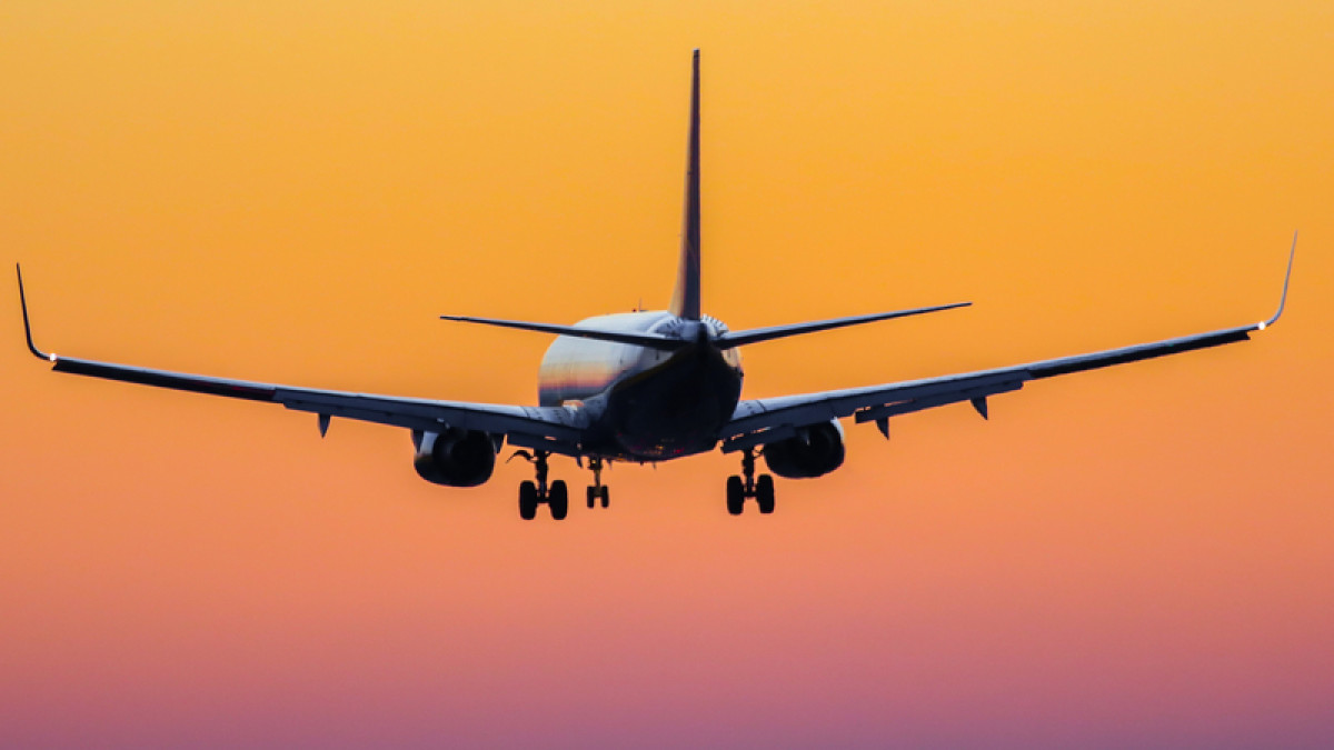 Airlines Worldwide Rush To Change Flights Over US 5G Dispute