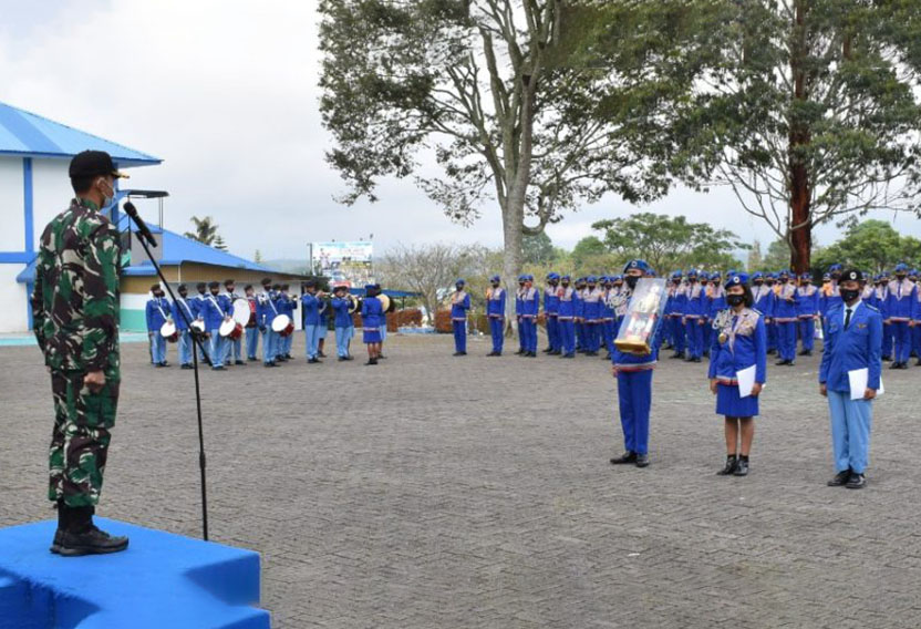 SMA SWASTA PLUS EFARINA PENGUMUMAN KEGIATAN PEMBAGIAN