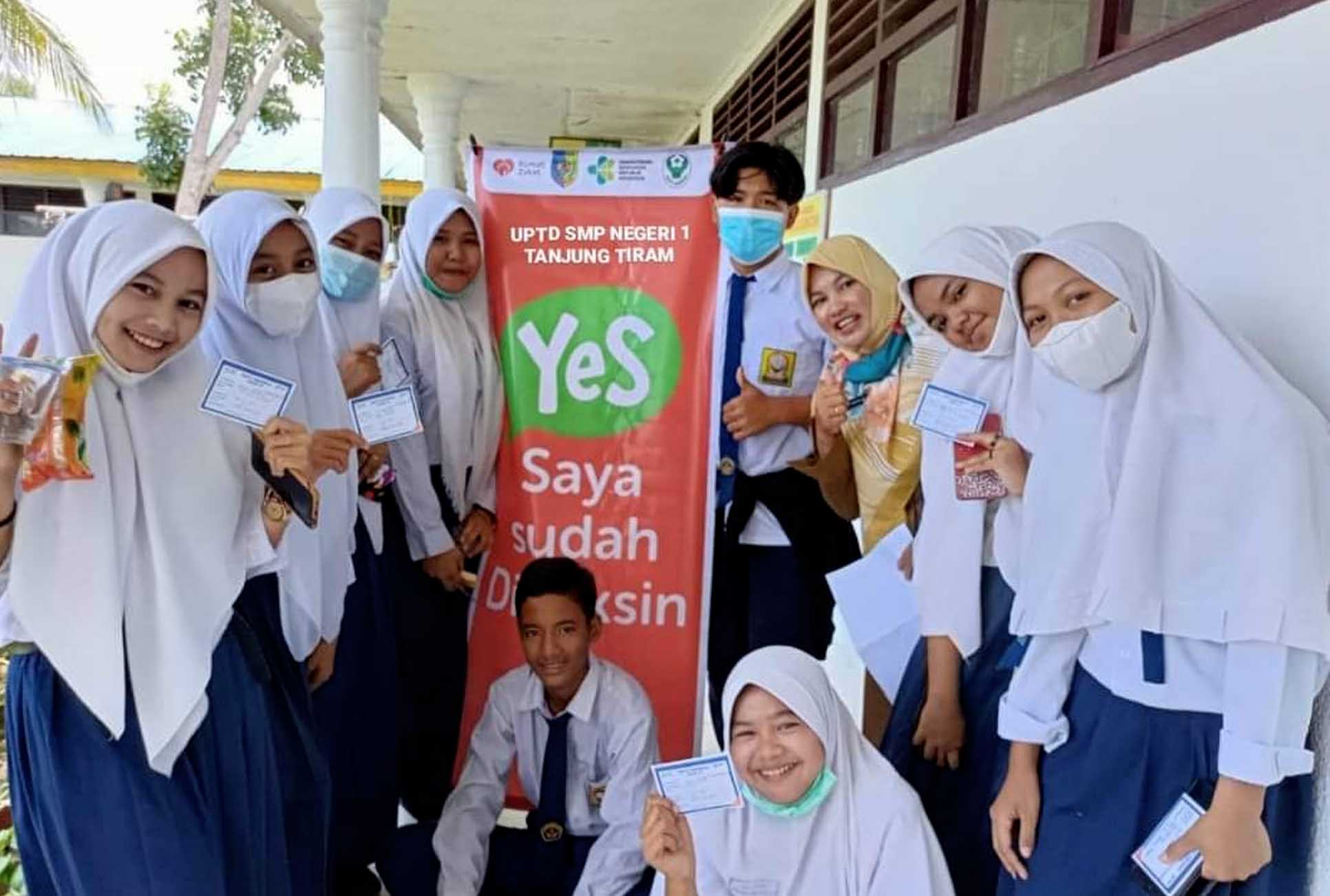 UPTD SMP Negeri 1 Tanjung Tiram Sukseskan Program Vaksinasi Bagi Pelajar