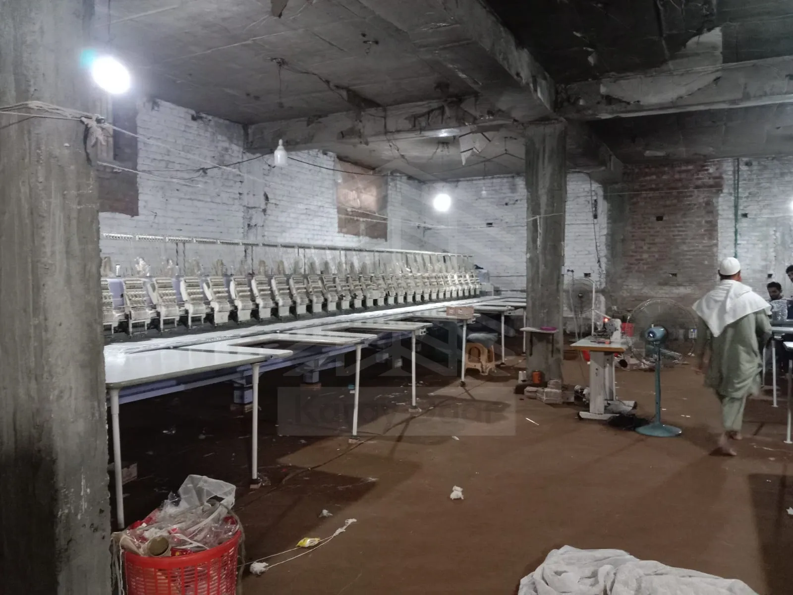 14 Marla hall for rent In Manawan, Lahore for rent in Lahore Medical Housing Scheme