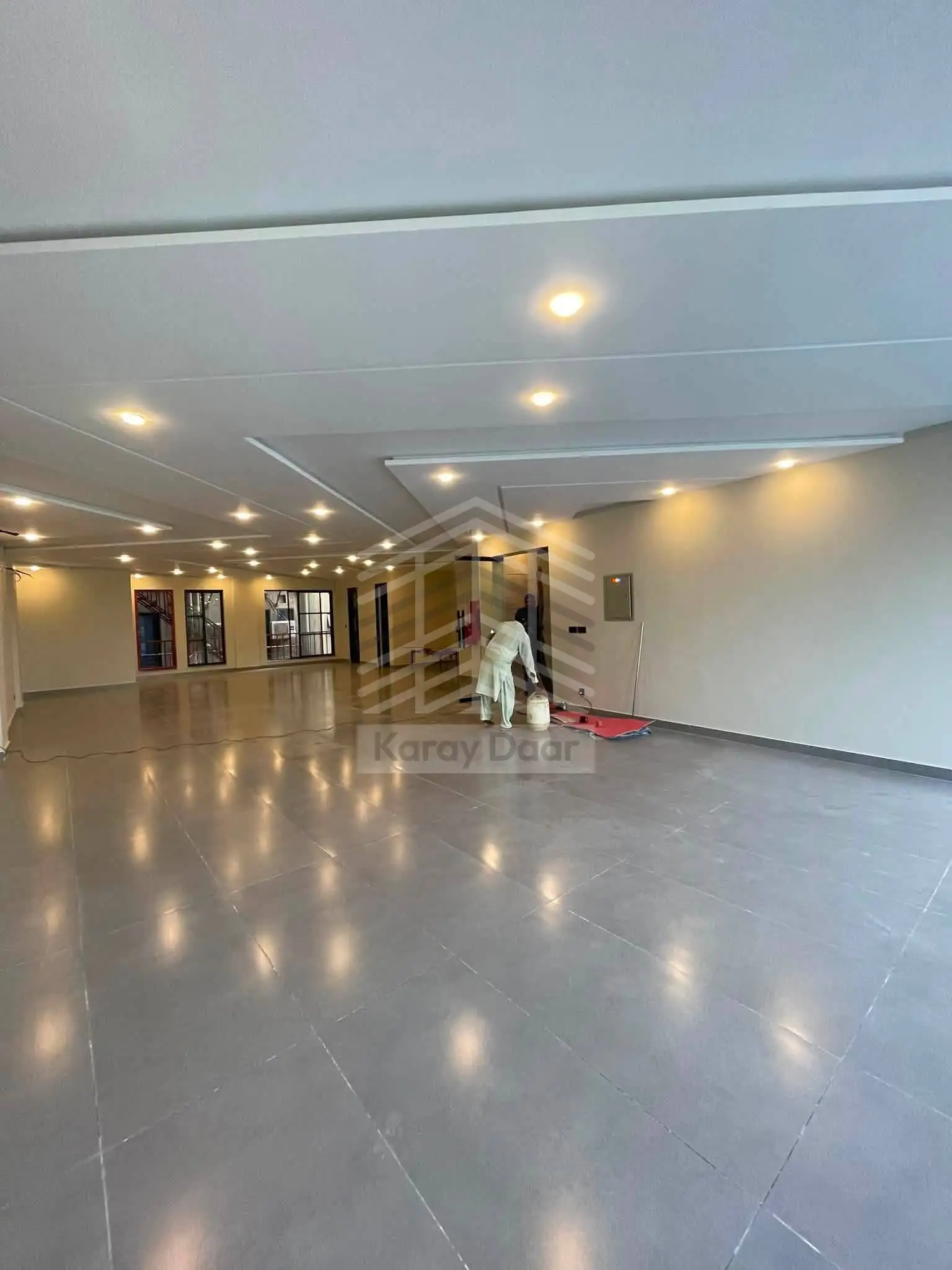 8 Marla Commercial Hall 1st floor Available For Rent in Sector D Bahria town for rent in Bahria Town - Sector D