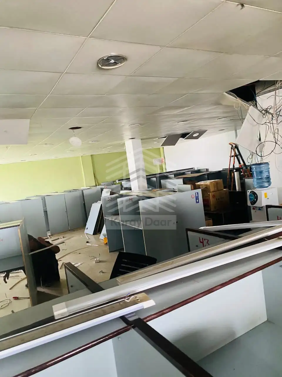 2,500 Sq. Ft. Commercial 3rd Floor for Rent in Model Town Block K Lahore for rent in Model Town