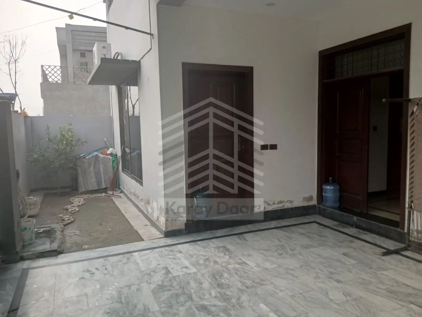 10 Marla 3-Bed Upper Portion for Rent in LDA Avenue 1 Lahore