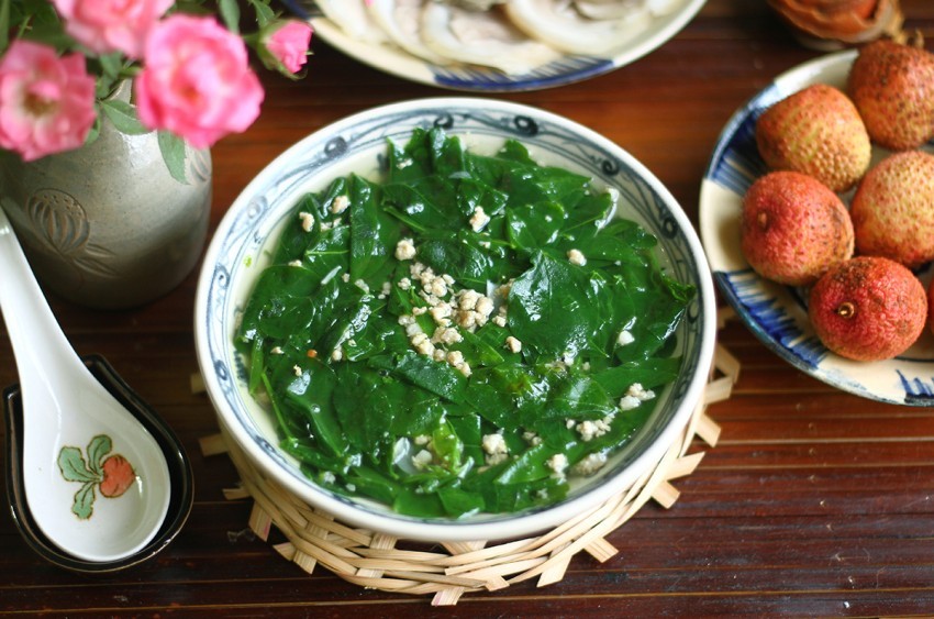 say-thai-an-gi-cho-ra-het-mau