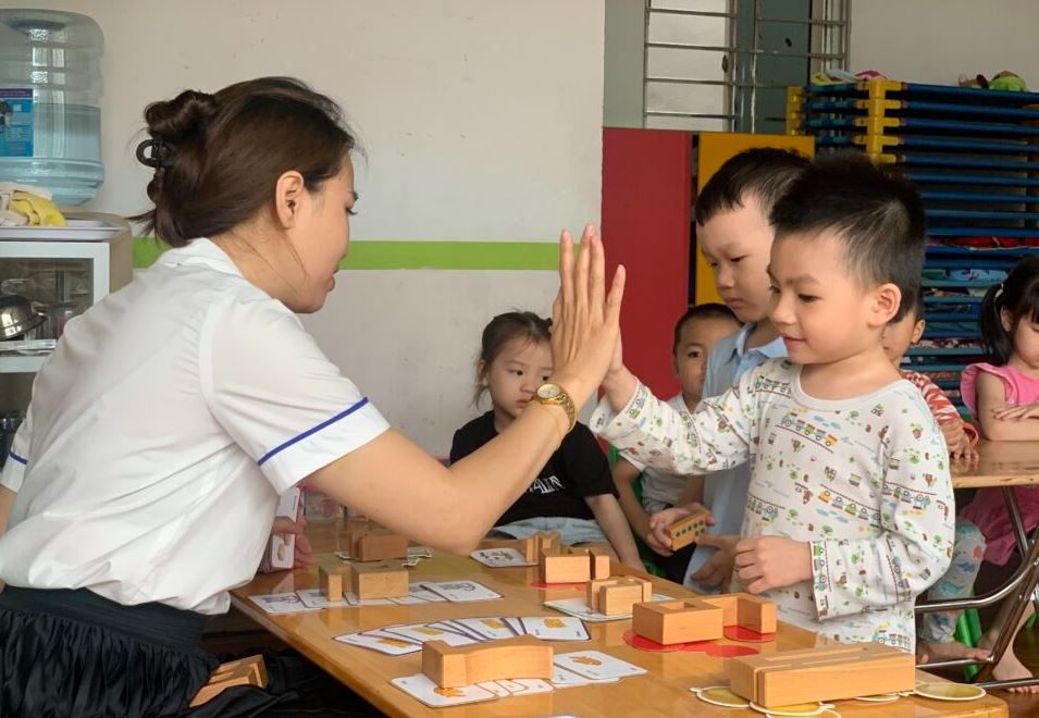 tre-3-tuoi-hoc-gi-o-truong-mam-non-3