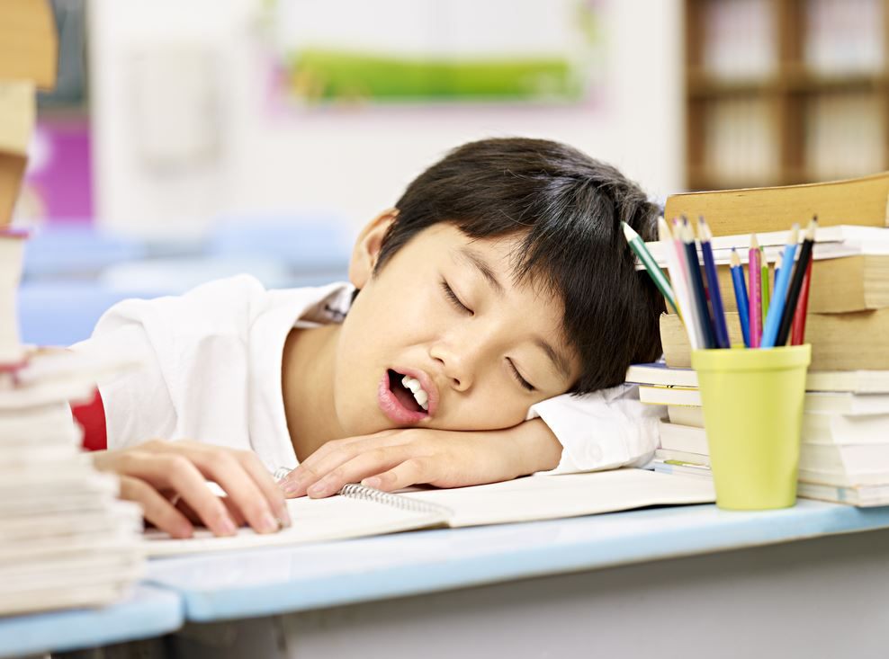 tre-vao-lop-1-khong-tap-trung-3