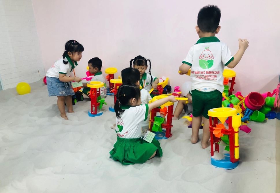 hoc-phi-truong-mam-non-cong-lap-1