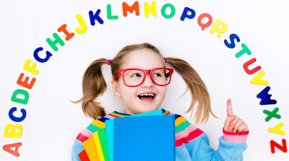 hoc-chu-cai-qua-bai-hat-1