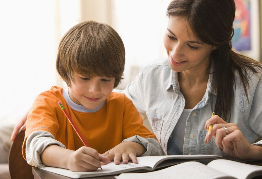 hoc-tieng-anh-1-kem-1-tai-nha-2