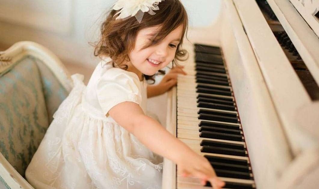 tu-hoc-piano-mat-bao-lau-2