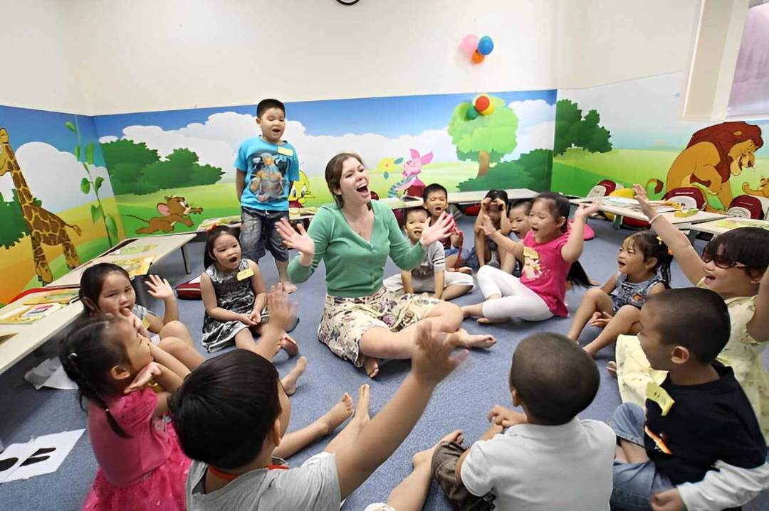 hoc-tieng-anh-truc-tuyen-voi-nguoi-nuoc-ngoai-1