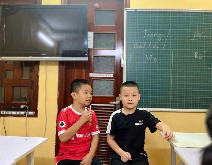 khoa-hoc-mc-bao-nhieu-tien-4