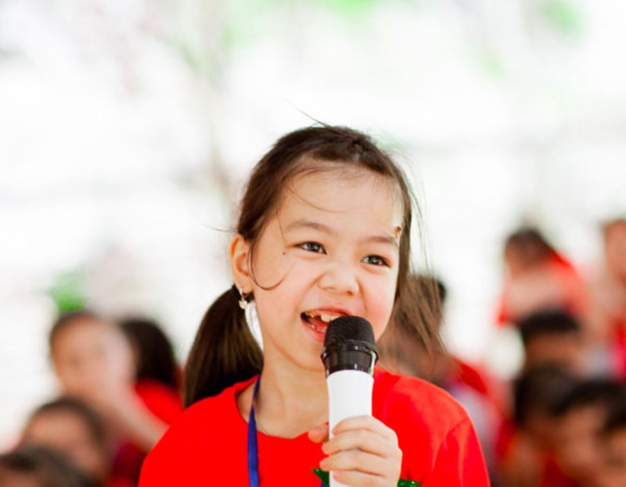 khoa-hoc-mc-bao-nhieu-tien-6