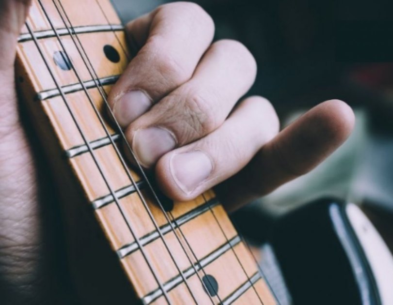 cach-hoc-dan-guitar-tai-nha-3