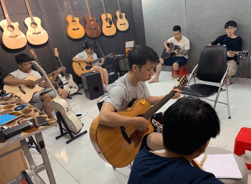 hoc-phi-hoc-dan-guitar-3
