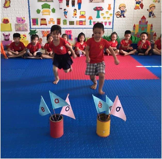 Trò chơi vui nhộn cho trẻ mầm non cướp cờ