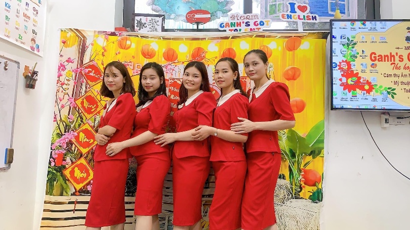 Trung Tâm Ngoại Ngữ E-Light Center - Tam Nông, Phú Thọ