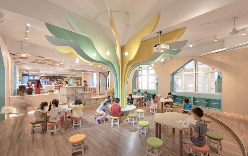 Vì sao các cô nên trang trí góc thư viện mầm non