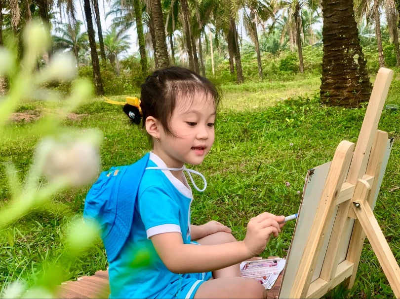 Vẽ tranh ngoài trời