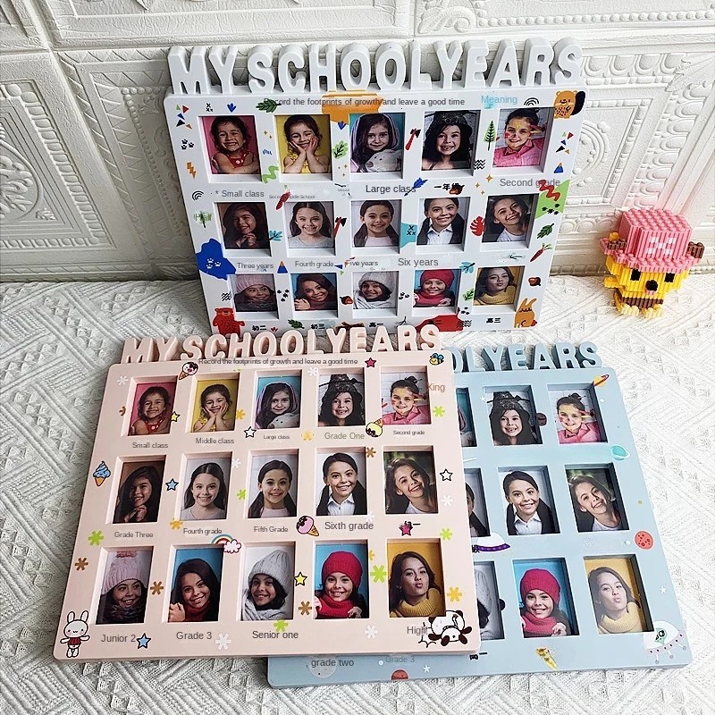 Khung ảnh kỷ niệm với hình ảnh của trẻ và giáo viên