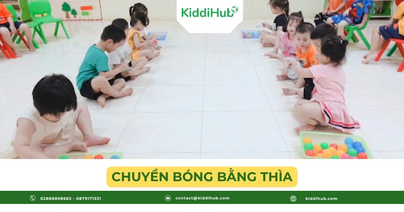 Chuyền bóng bằng thìa