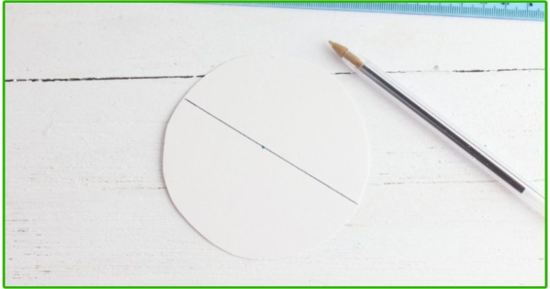 con quay STEM từ đồng xu cho trẻ mầm non - bước 3