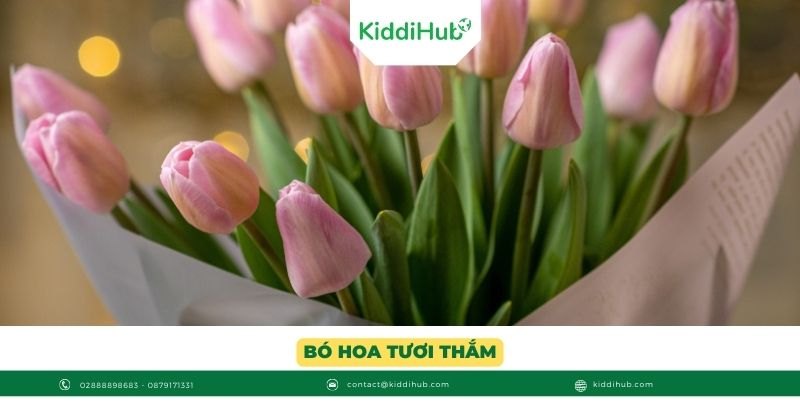 Bó hoa tươi thắm