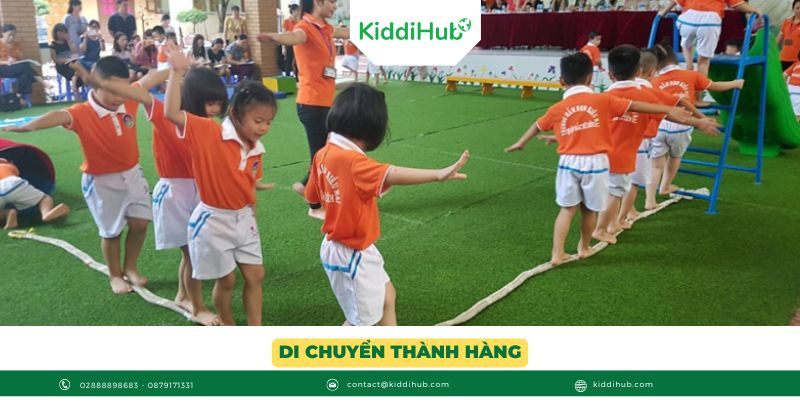 Di chuyển thành hàng