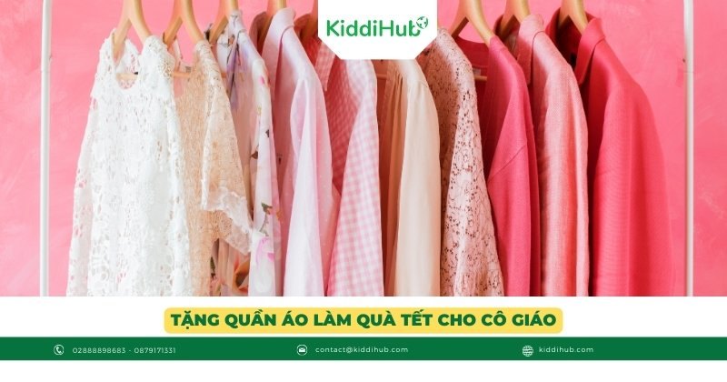 Tặng quần áo làm quà Tết cho cô giáo