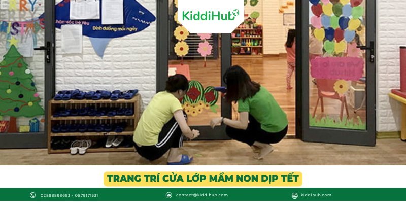 Trang trí cửa lớp mầm non dịp Tết