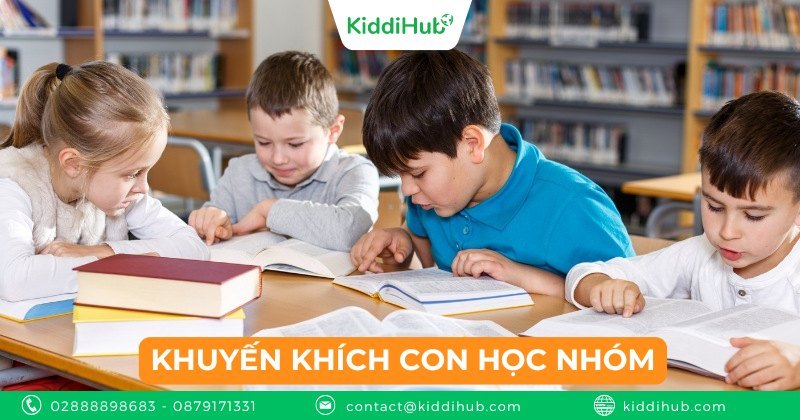 Khuyến khích con học nhóm