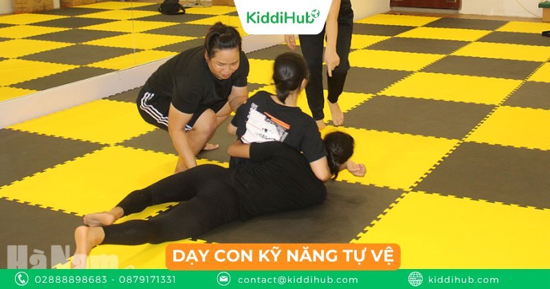 Dạy con kỹ năng tự vệ