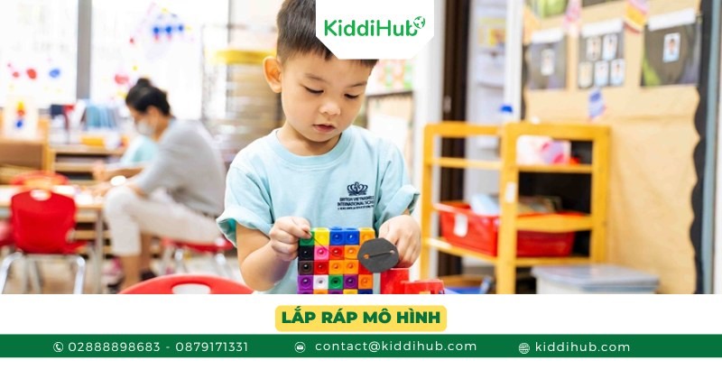 Lắp ráp mô hình